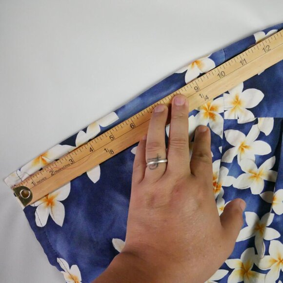 Royal Creations Mens SIze XL Hawaiian Shirt Blue Plumeria Floral Button Up VTG - Picture 10 of 11